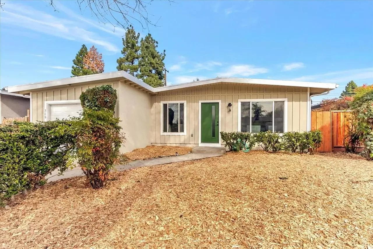 368 Lochridge Dr photo 4