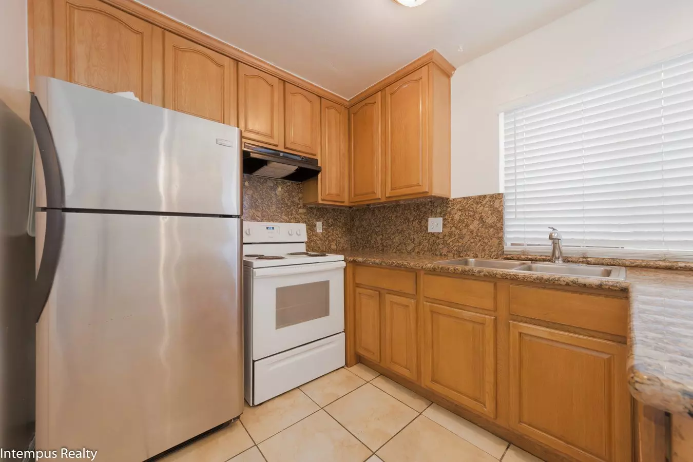 394 Don Giovanni Ct photo 2