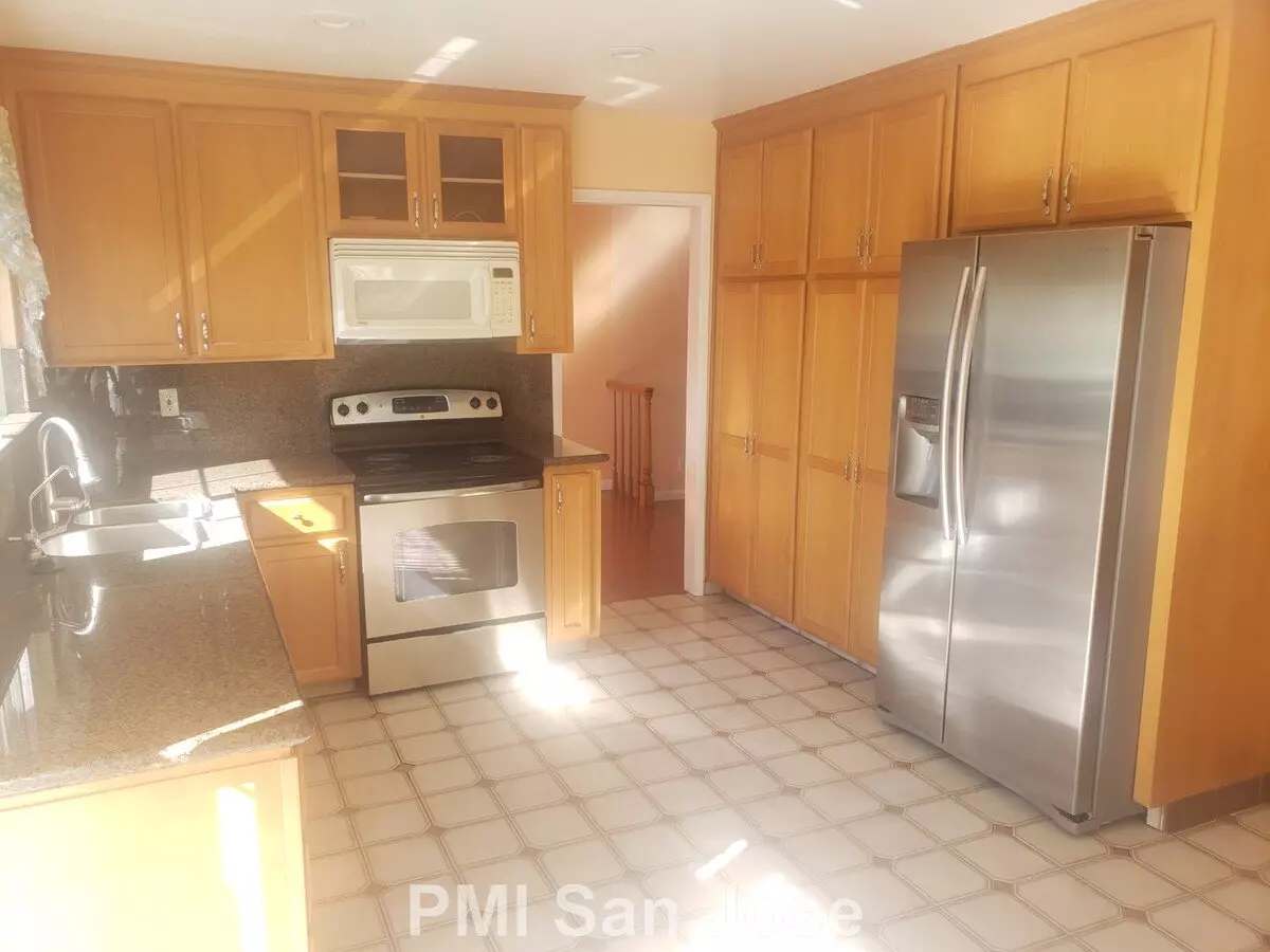 3239 Sagewood Ln photo 3