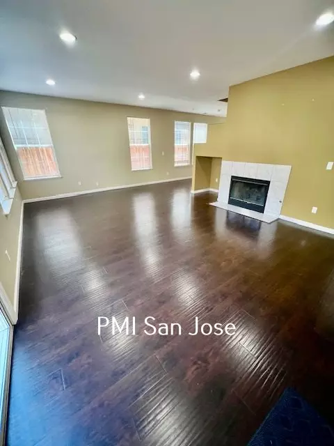951 Sunbonnet Loop, San Jose, CA 95125 photo 5