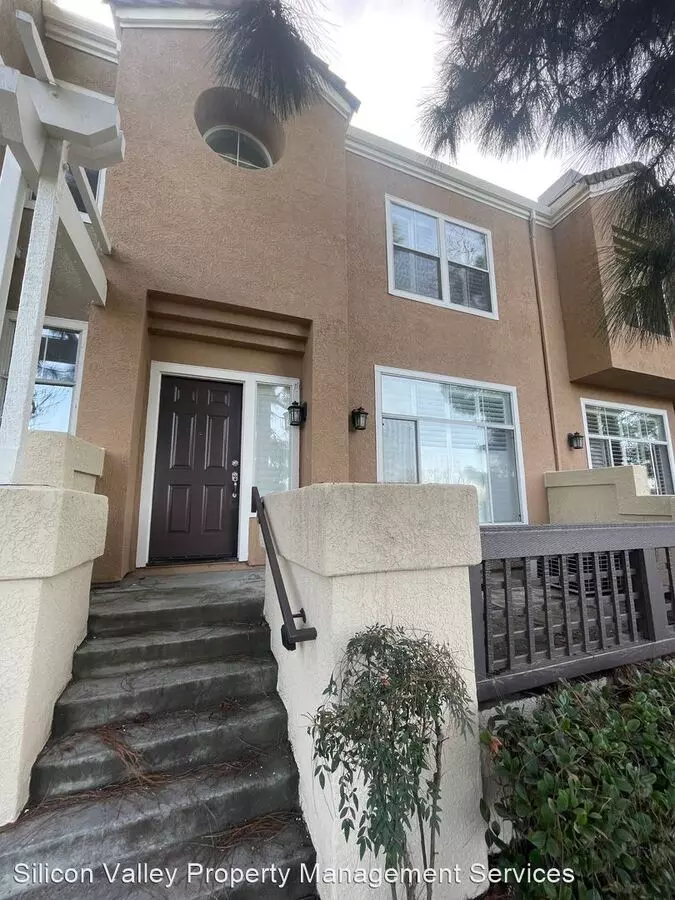 425 Camille Cir #16, photo 3