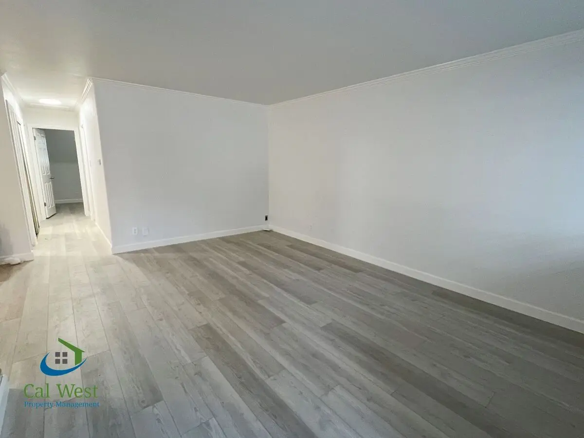 $4595 - Updated And Refreshed 3 Br/2ba Single Family Home Near Hellyer Park photo 5