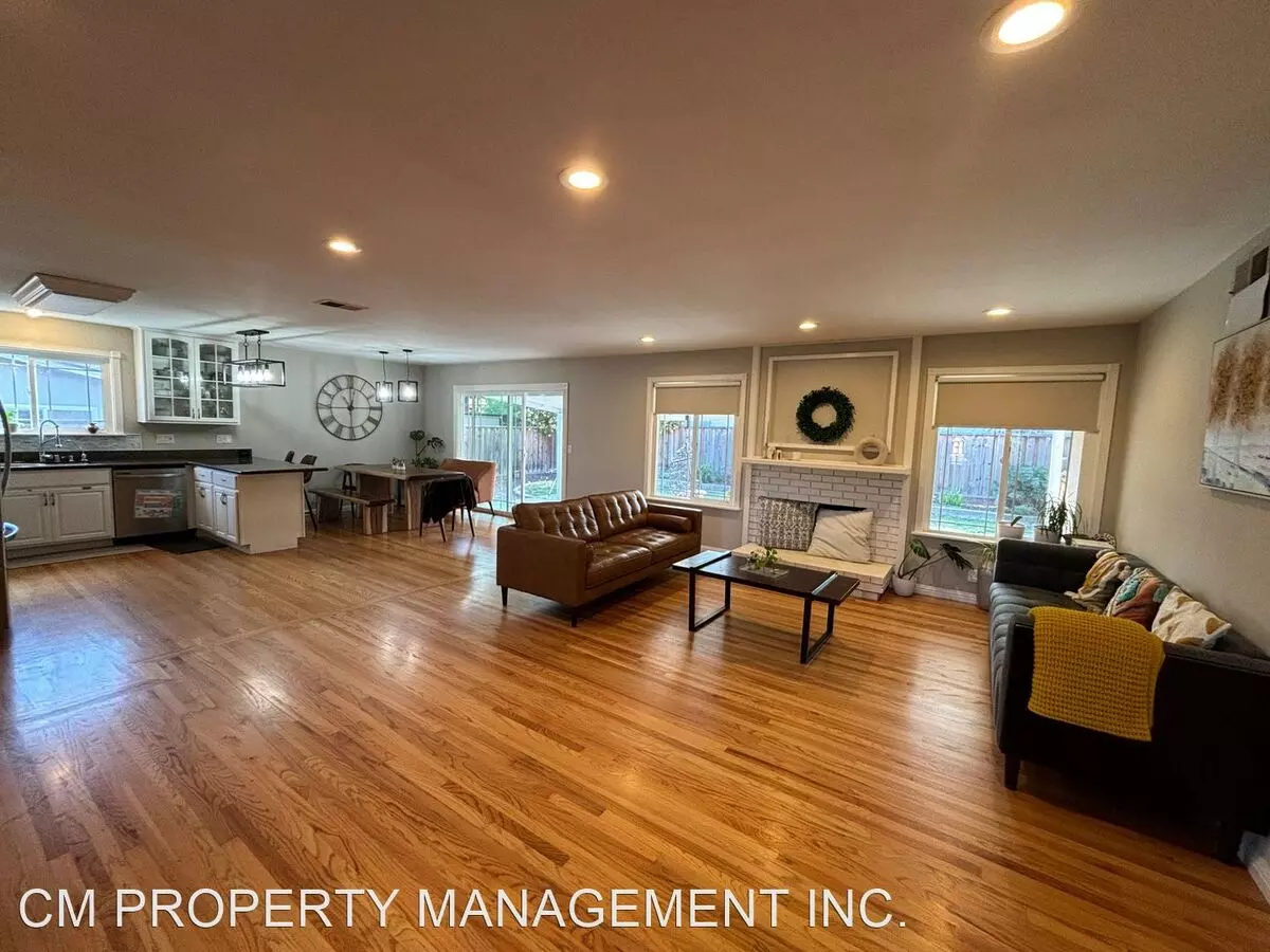 4608 Bucknall Rd photo 3