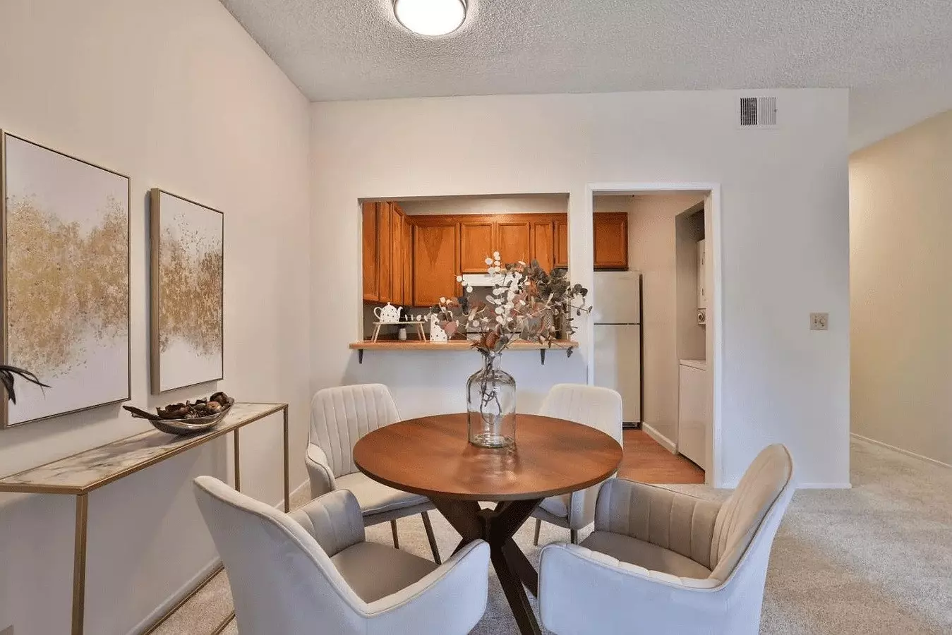 4691 Albany Cir photo 3