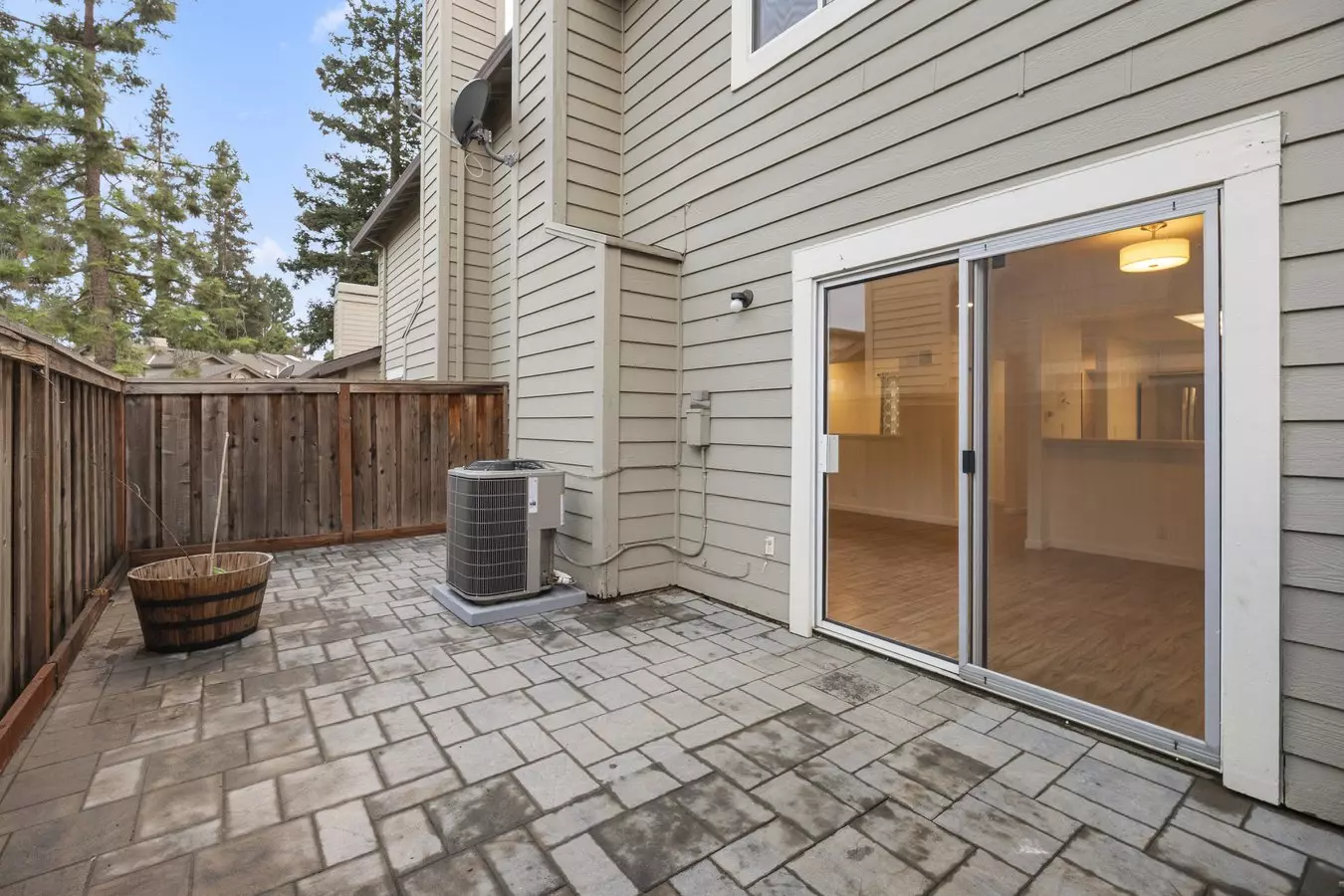 48 Raindance Ct photo 2