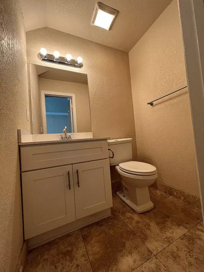 National Carlton Apartments photo 5