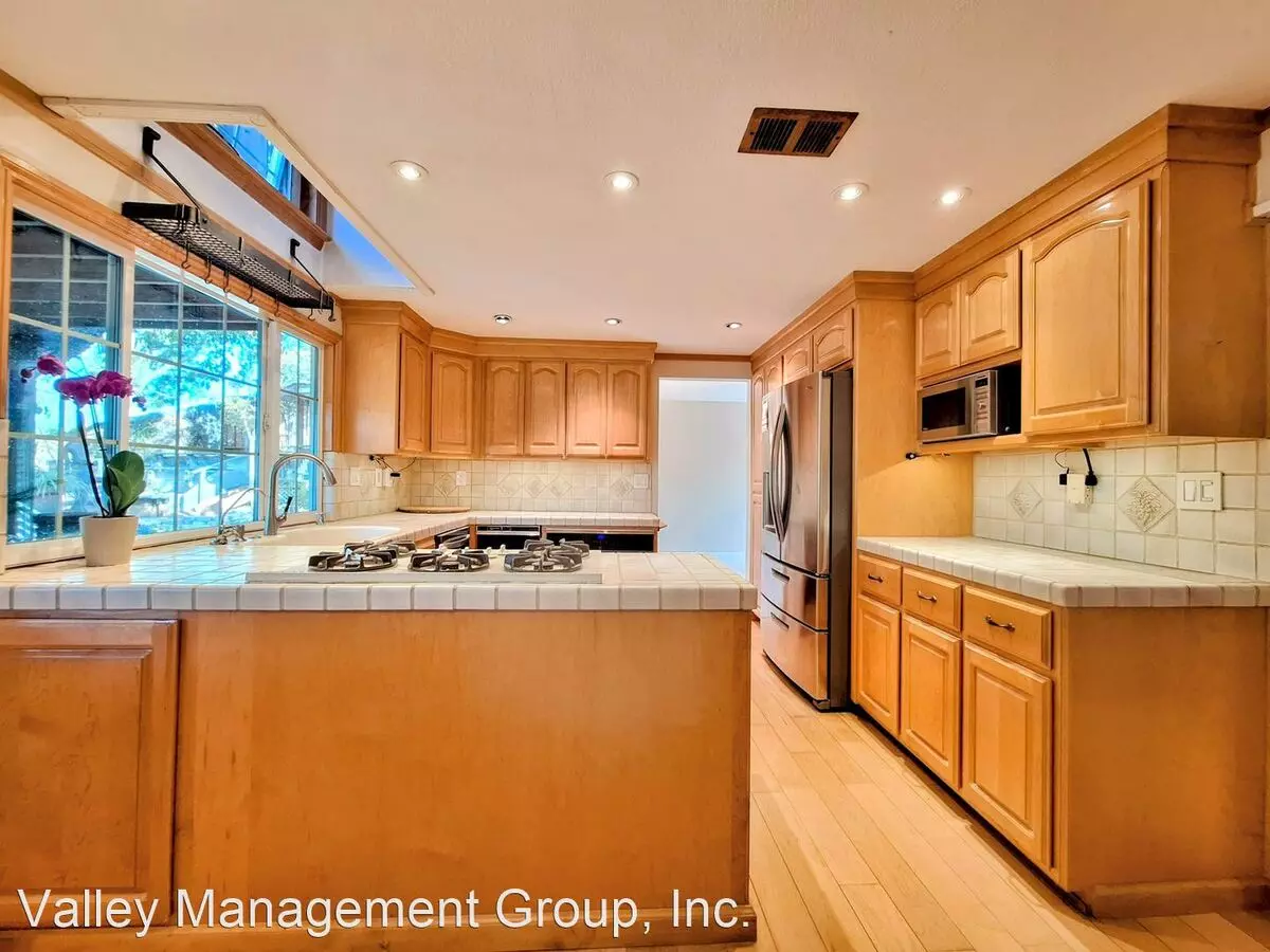 4965 Eberly Drive, San Jose, CA 95111 photo 3