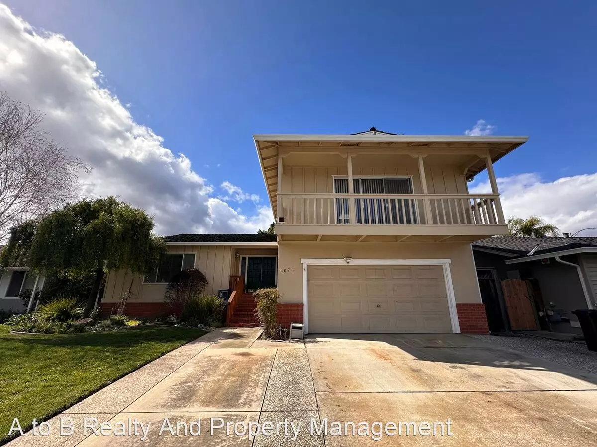 5075 El Roble Ct photo 3