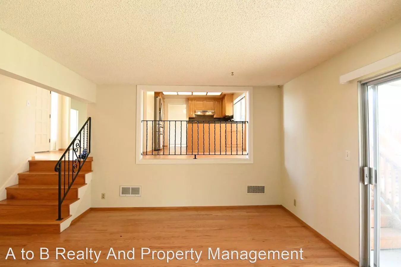 5075 El Roble Ct photo 2