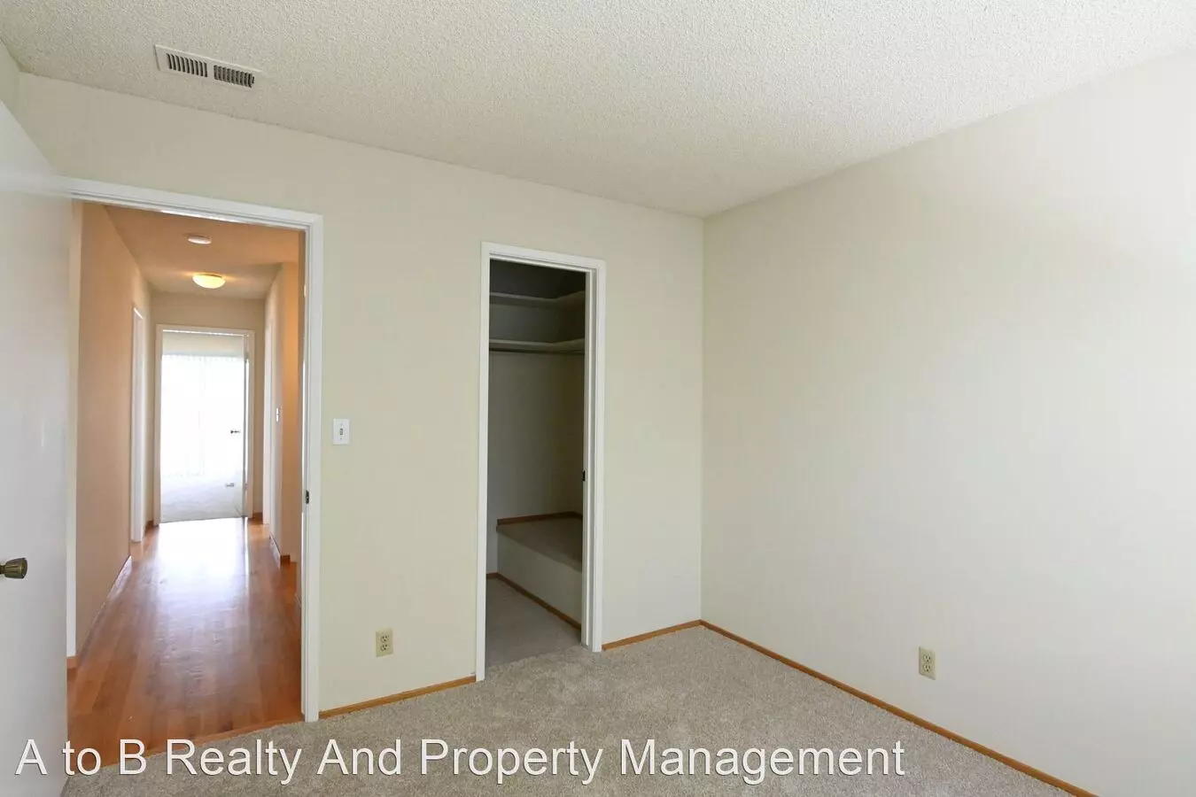 5075 El Roble Ct photo 5