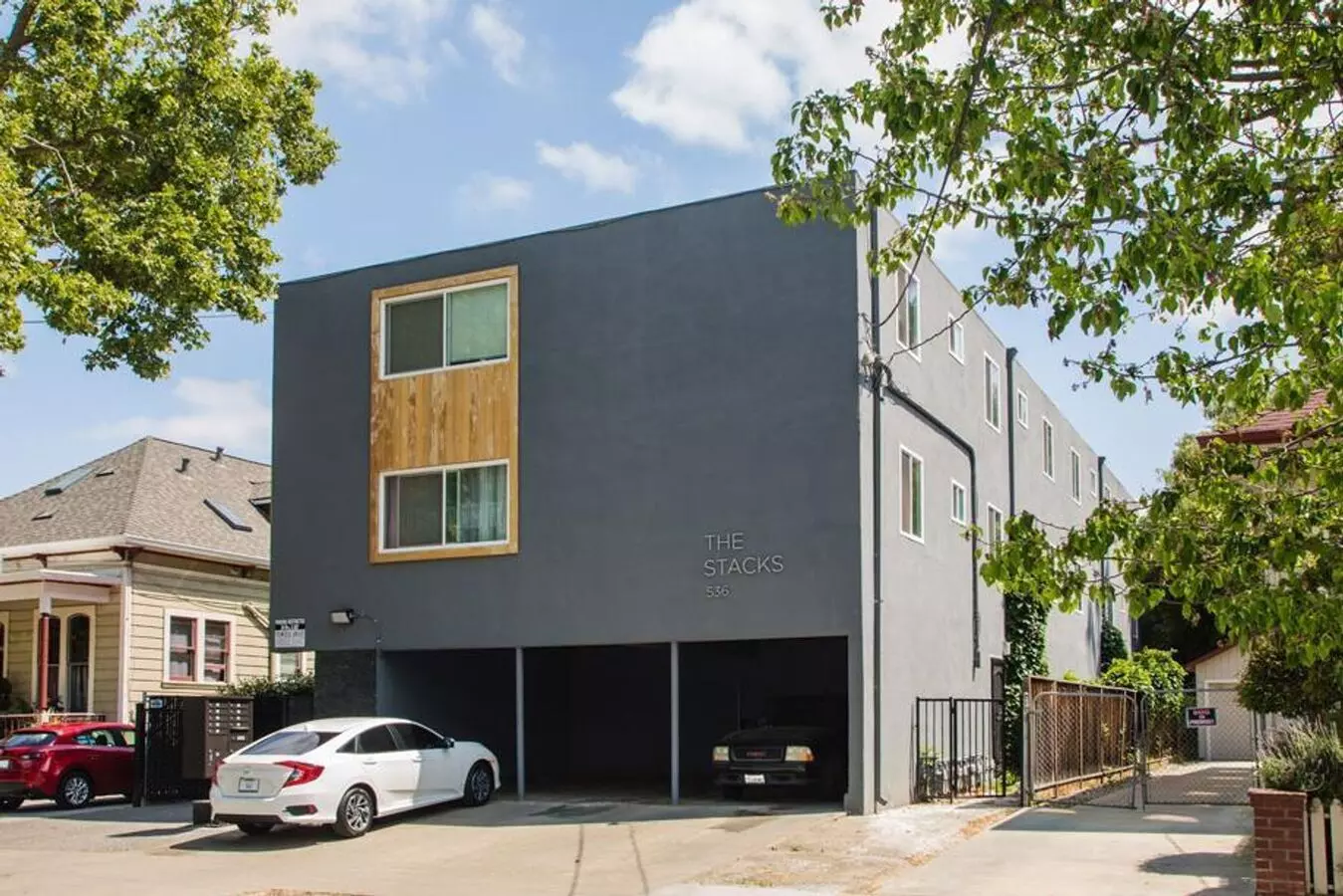 536 S 8th Street photo 2