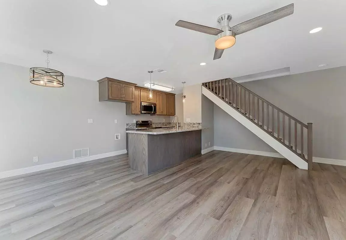 5709 Playa Del Rey Apt H3L292 photo 4