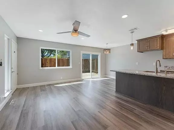 5709 Playa Del Rey Apt H3L292 photo 3
