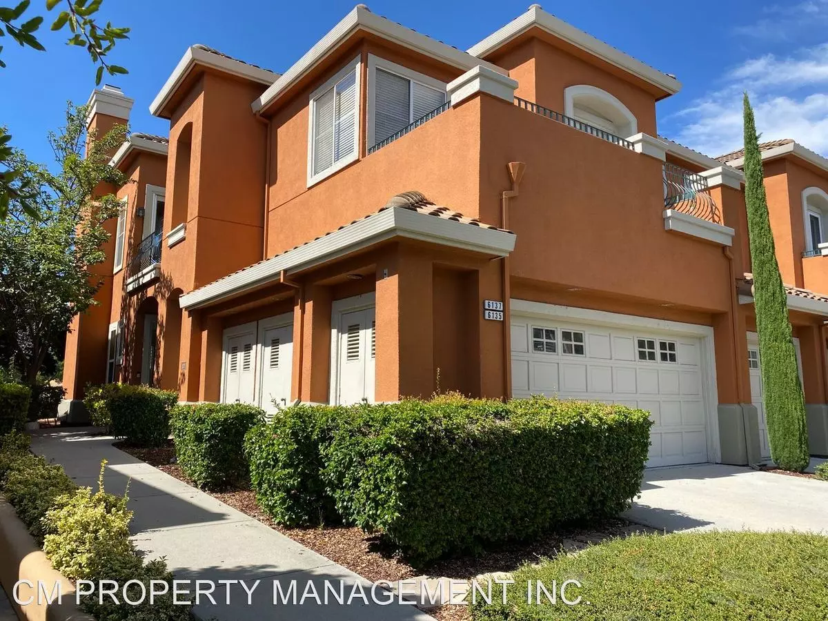 EVERGREEN - Beautiful condominium located in Silver Creek Valley photo 2