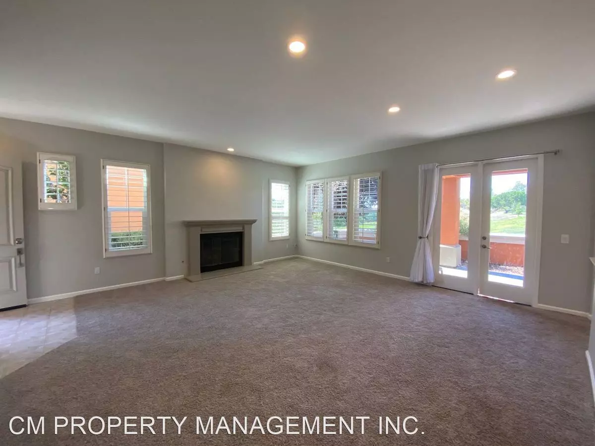 EVERGREEN - Beautiful condominium located in Silver Creek Valley photo 3