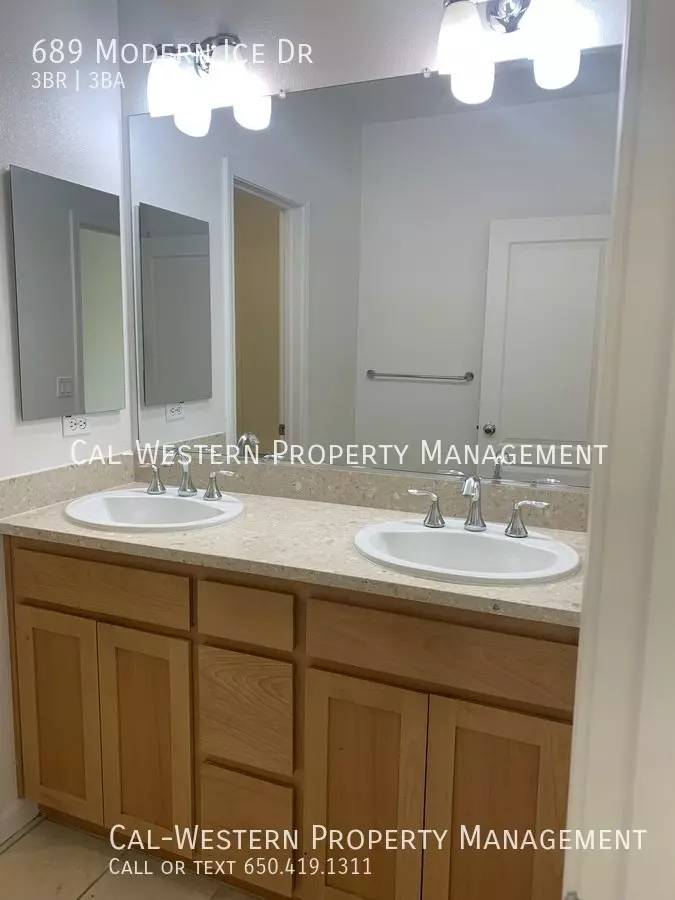 3 Bedroom/ 2.5 Bath in Berryesa Area photo 5