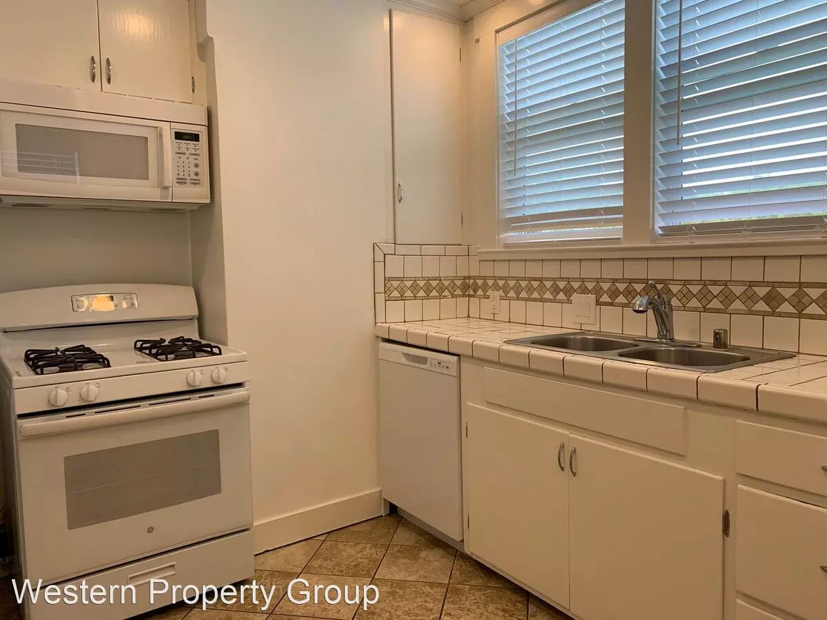 703 Lenzen Avenue, San Jose, CA 95126 photo 2