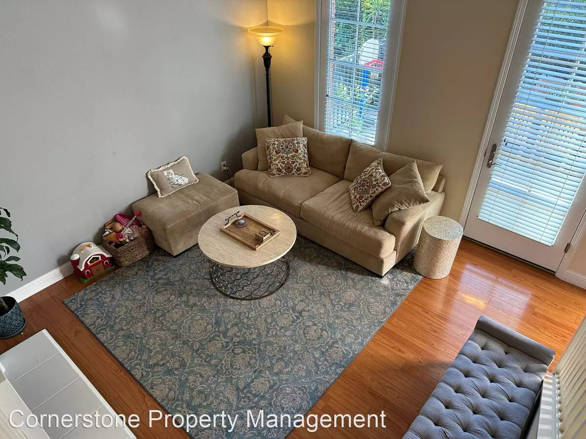 813 Georgetown Place, San Jose, CA 95126 photo 4