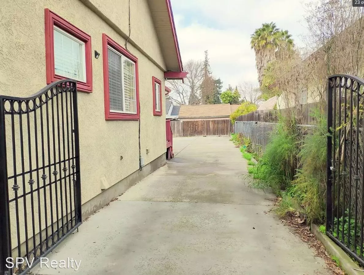 819 East Julian Street, San Jose, CA 95112 photo 2