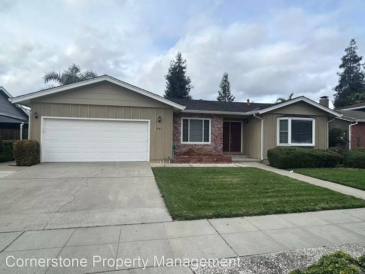 841 Lewiston Dr. photo 3