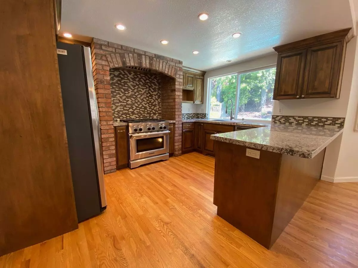 1057 Mazzone Drive, San Jose, CA 95120 photo 4