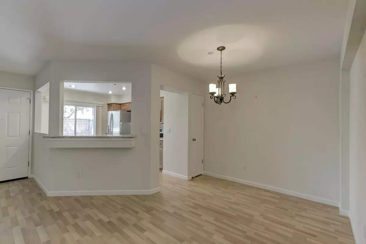 92 Mirabelli Cir photo 5