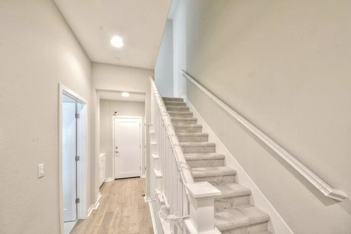 970 Arrowleaf Pl photo 3