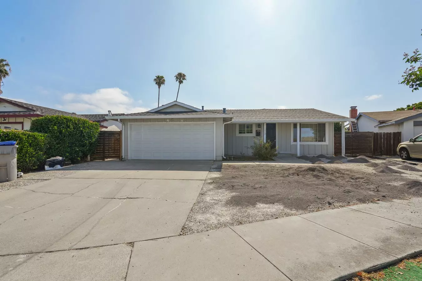 Beautiful 3 Bedroom / 2 Bathroom Single Family Home In East San Jose photo 2