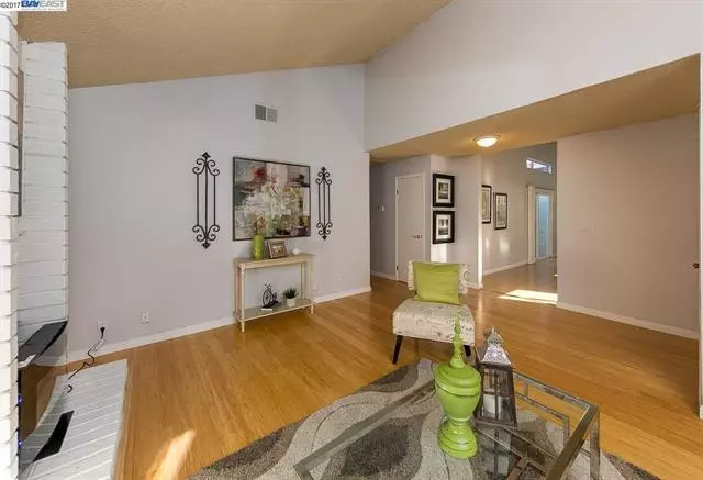 5387 Garrison Cir photo 4