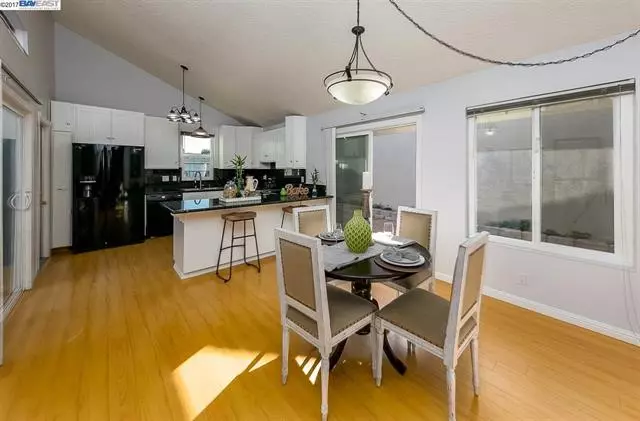 5387 Garrison Cir photo 5