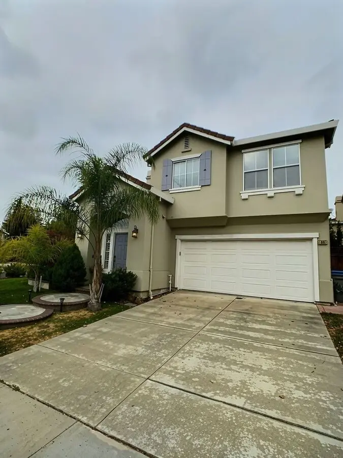 Beautiful 4 Bedroom/2.5 Bathroom House In The Cambrian Neighborhood photo 2