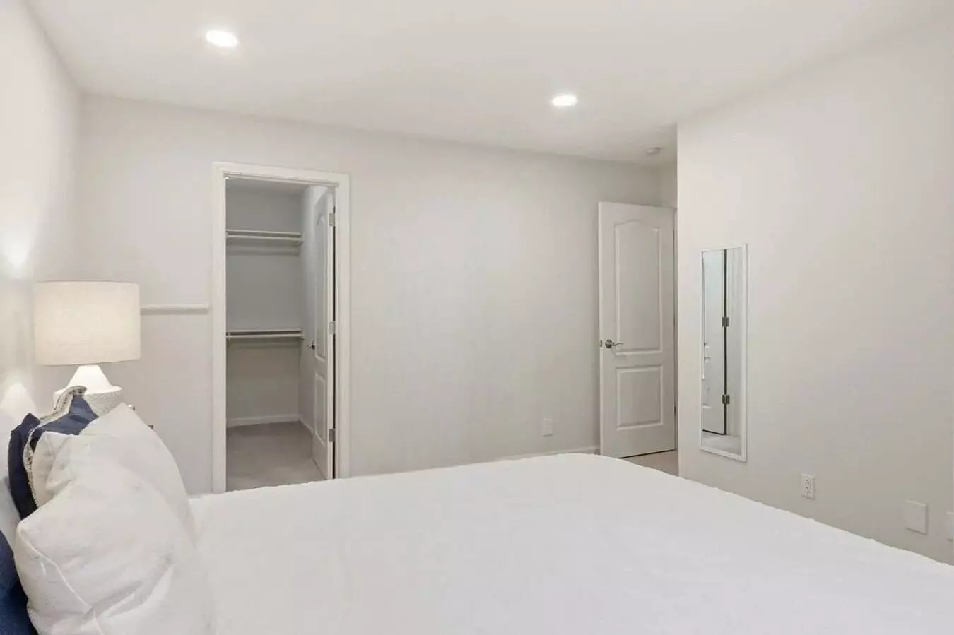 Beautifully Updated 1-bedroom, 1-bath Condo In The Popular Sierra Cres photo 4