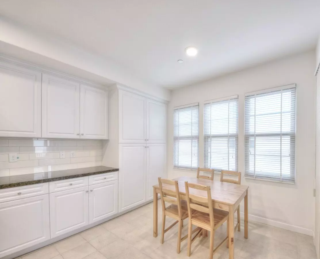 Big And Beautiful 3X Home Centrally Located photo 5