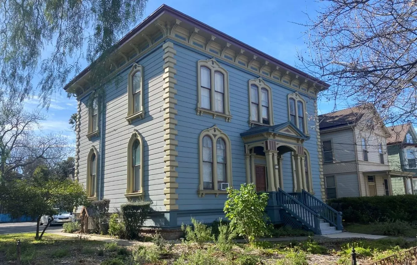 Charming Remodeled 2 Bedroom 1 Bathroom Upstairs Apartment In Downtown San Jose photo 3