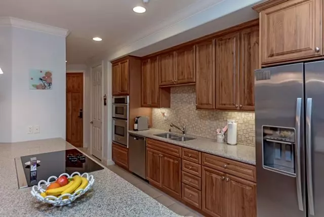 Condo in Willow Glen Place photo 4