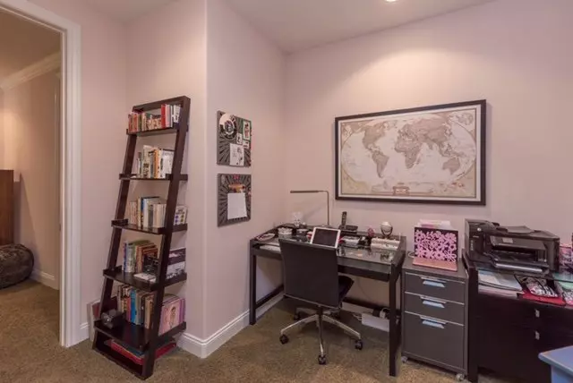 Condo in Willow Glen Place photo 5