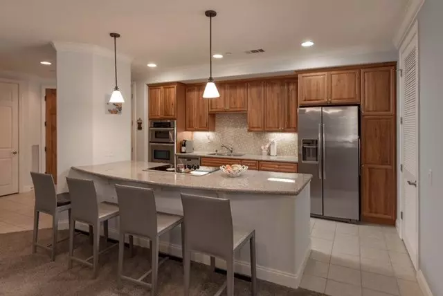 Condo in Willow Glen Place photo 3