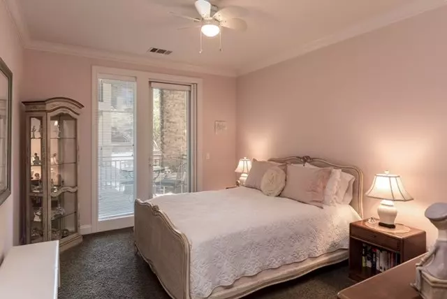 Condo in Willow Glen Place