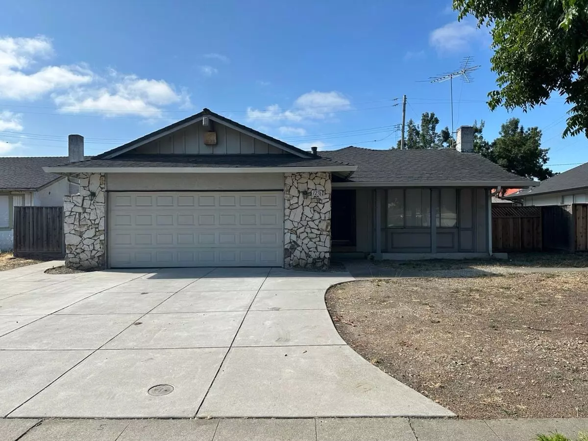 Cozy 3 Bedroom 2 Bath Home in Cambrian area of San Jose photo 2