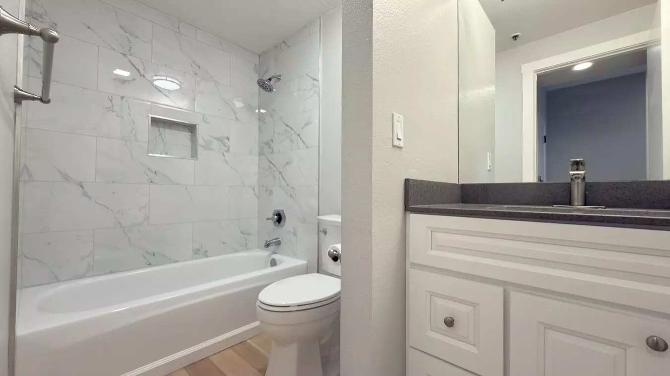 St. James Place photo 5