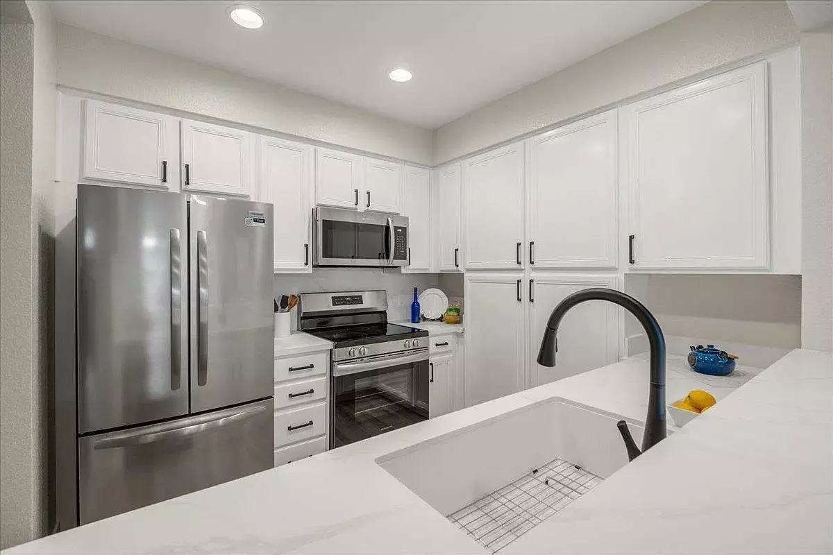 423 North 2nd Street, San Jose, CA 95112 photo 3