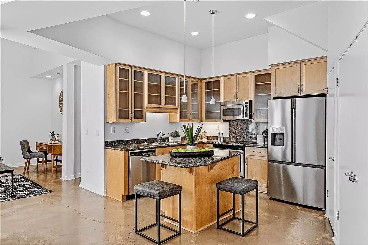 For Rent: 1 Bedroom, 2 Bathroom Apartment Available Now photo 3