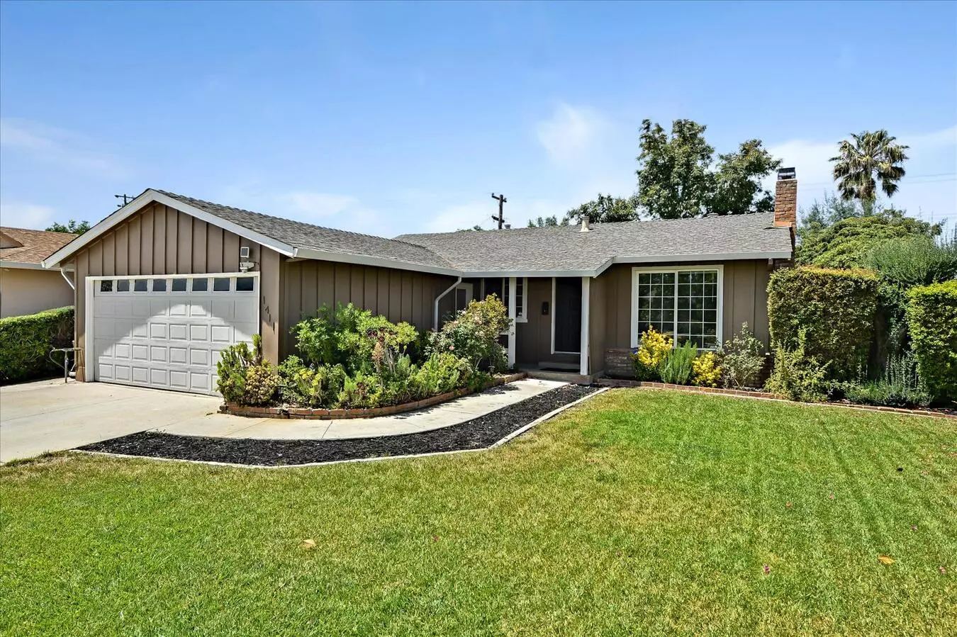 1411 Santa Fe Drive, San Jose, CA 95118 photo 2