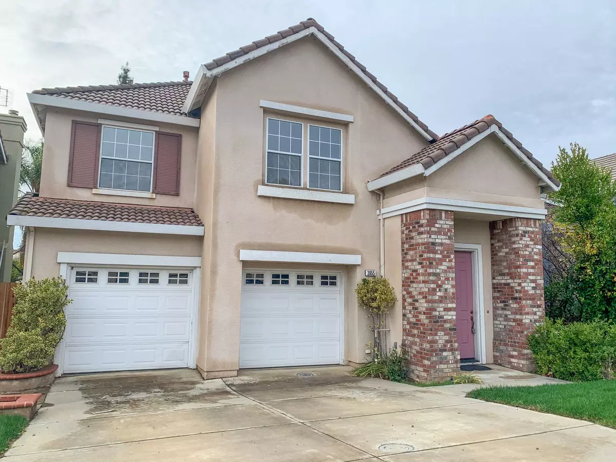 3955 Lake Ridge Ln photo 2