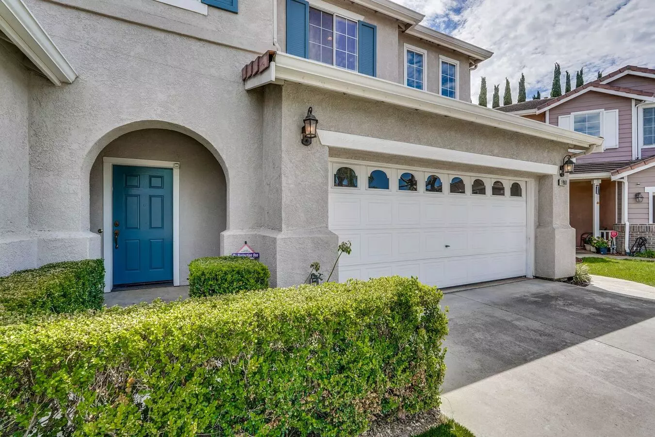 A must see, luxury townhouse with best location in the community photo 4