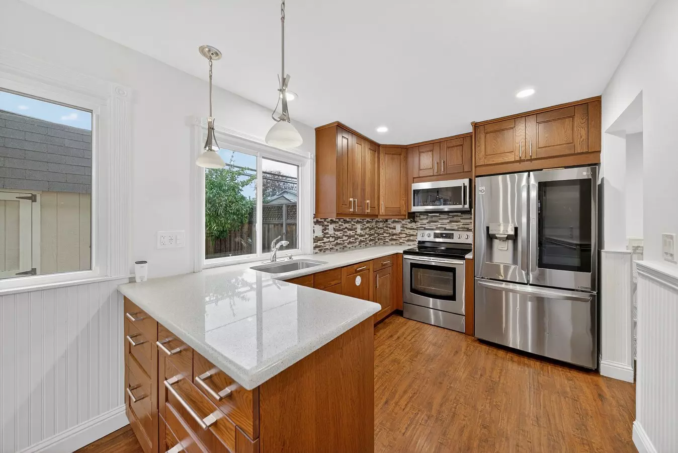 2661 Autumnvale Dr photo 5
