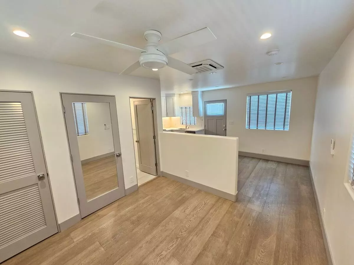 Myrtle St 954 photo 3