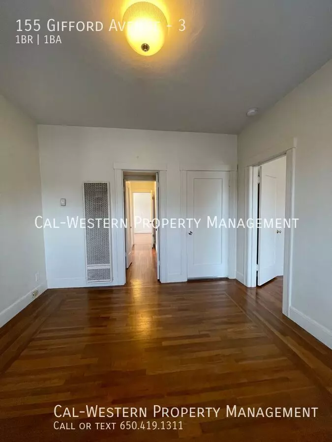 New - 155 Gifford Ave photo 5