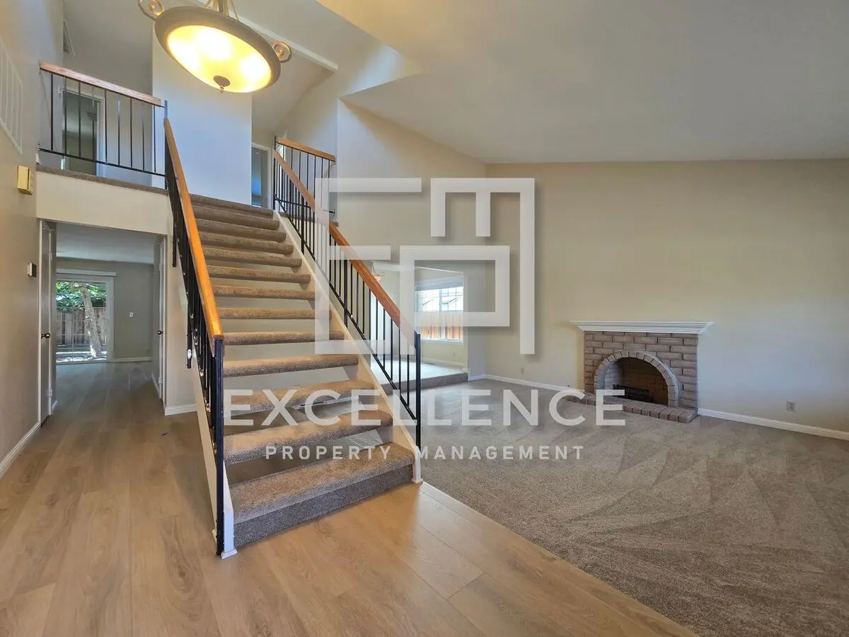 1809 Mccluhan Way San Jose, CA 95132 photo 3
