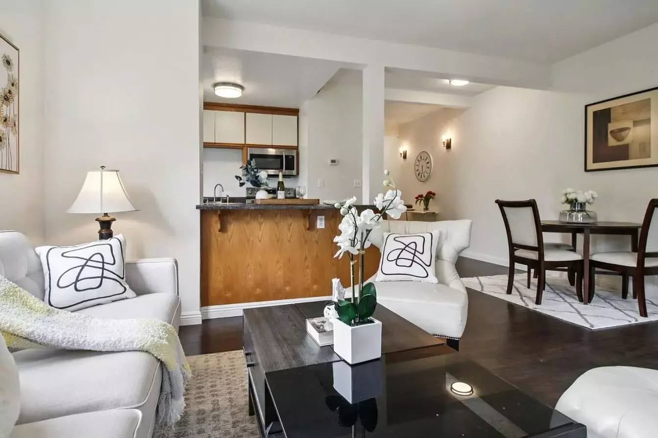 &amp;#127775; Top-floor Home With Two Private Bedroom Suites photo 2